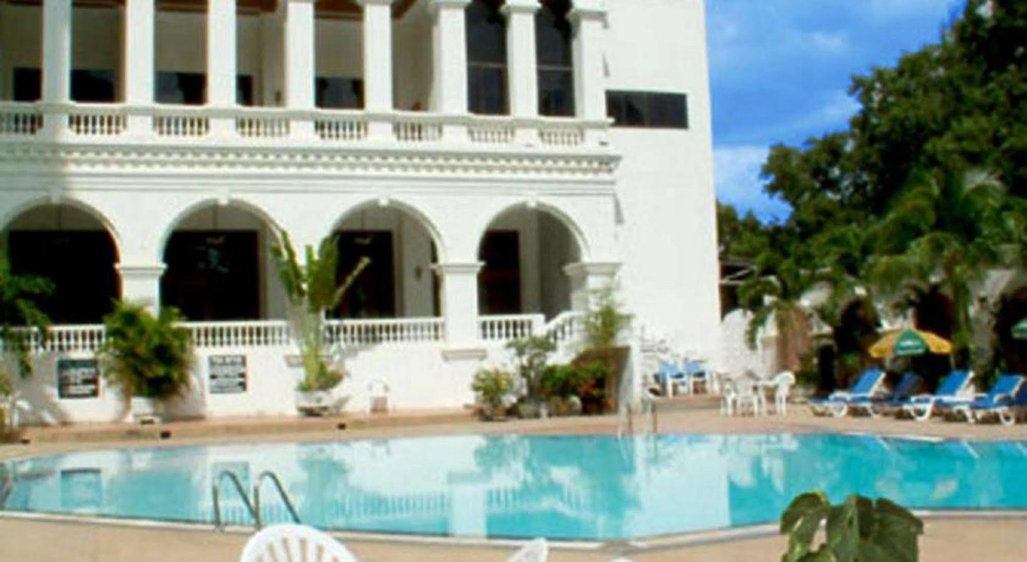 Grand Sole Pattaya Beach Hotel Exterior photo