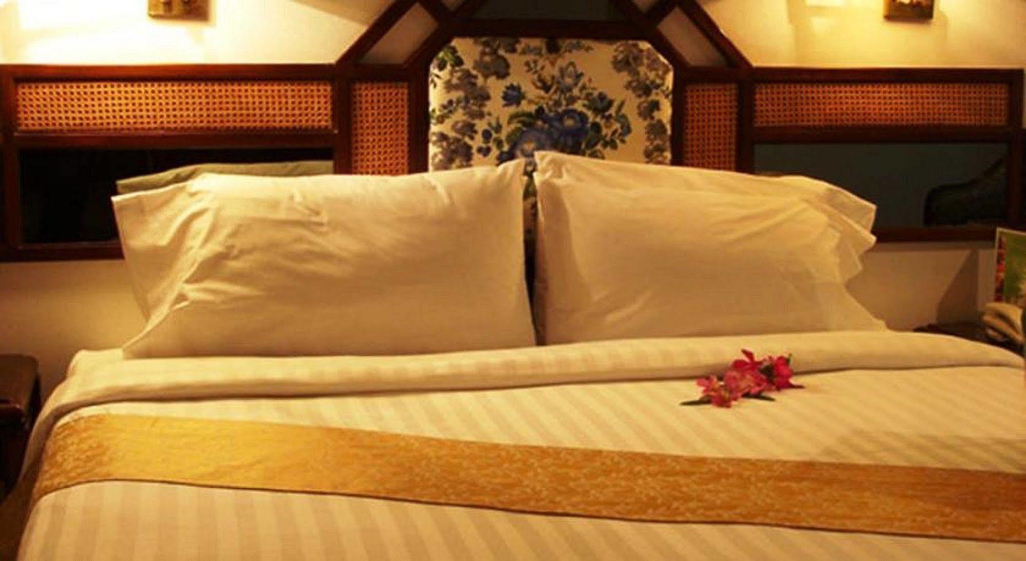 Grand Sole Pattaya Beach Hotel Room photo